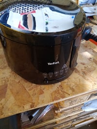 Friteuză Tefal Maxi Fry FF1078, tehnologie Cool Wall, capacitate 1,2 kg — defectă, pentru piese: nu pornește (stare: vezi poza 2) 3
