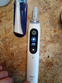 Električna četkica za zube Oral-B iO Series 10 - bijela, napredno čišćenje — nedostaju putna torbica i 2 zamjenske glave četkice (stanje: vidi 2. sliku) 3