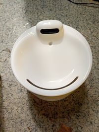 Adăpătoare Inteligentă Wireless pentru Pisici Hiigge cu Aplicație, 2,3 L, Baterie de 96 de Zile, Senzor de Mișcare, Filtru în 5 Trepte, WiFi 2,4 GHz 2