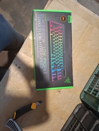 Bezdrôtová herná klávesnica Razer BlackWidow V4 Tenkeyless HyperSpeed Low Profile — chýba k nej "stick" (stav: pozri 2. obrázok) 3