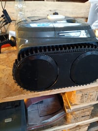 Robot de curățat piscină WYBOT C2, cu acumulator, curățare fund și pereți, 150 m², filtrare dublă, 180 minute, control prin aplicație, alb-negru 4