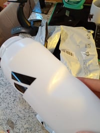 Bidon unisex adidas Tiro 750 ml, alb-negru, sticlă sport pentru antrenament – lateral zgâriat, partea din spate murdară (recondiționat) (stare: vezi a 2-a imagine) 3