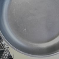 WMF Devil indukciós serpenyőkészlet 2 részes 24 cm és 28 cm Cromargan rozsdamentes — A serpenyő bevonata sérült (állapot: lásd a 2. képet) 2
