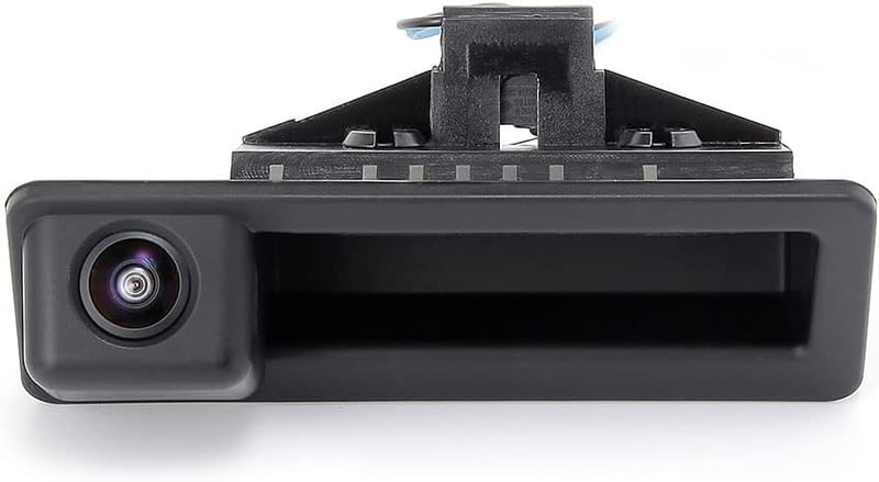 BMW E39 E60 E70 E82 E90 170°-os AHD 720P tolatókamera kofferraumgriffbe integrálva
