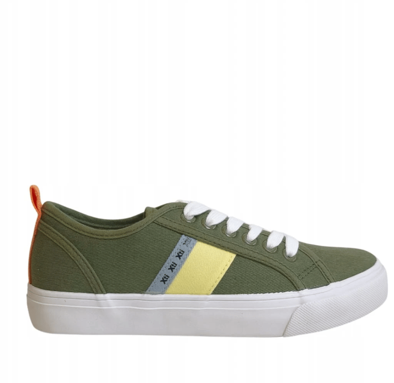 XTI Basic khaki trampki felülnézet