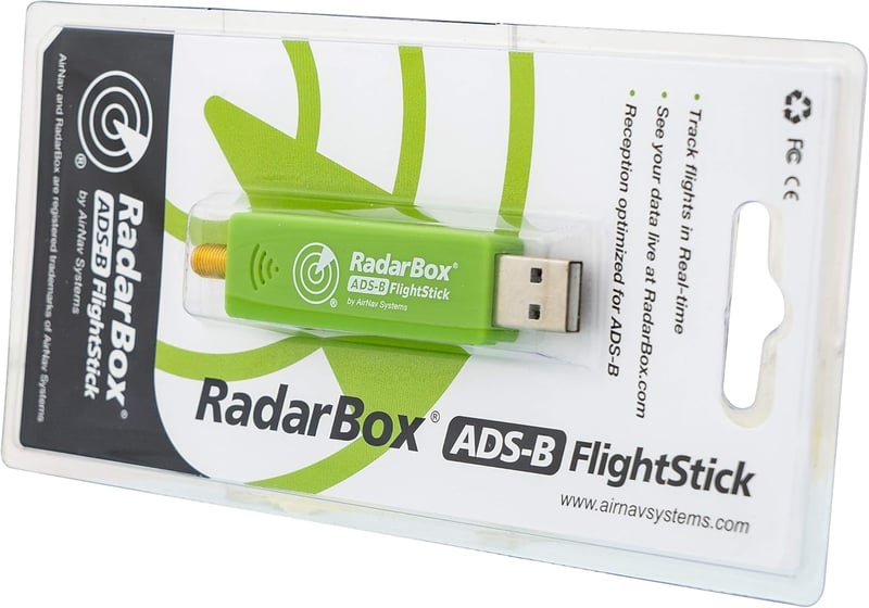 AirNav RadarBox FlightStick - ADS-B USB vevő beépített szűrővel és erősítővel