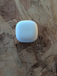 Căști Xiaomi Redmi Buds 6 Play True Wireless Bluetooth 5.4 cu carcasă de încărcare, autonomie 7,5+36 ore, alb - utilizat 2