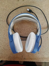 Căști gaming wireless HyperX Cloud Jet Dual 2.4GHz Bluetooth 5.2 albastru, PC PS5 Nintendo — pernă ureche stângă pătată (stare: vezi poza 2) 2