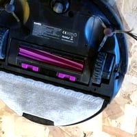 Robotický vysávač Eureka E20 Plus so samočistiacou stanicou, 8000 Pa, bezvreckový, 180-minútová výdrž batérie, 3D detekcia prekážok DuoDetect AI, na koberce 2