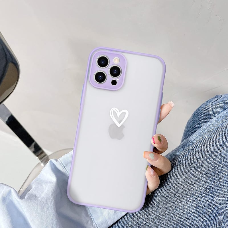 iPhone 12 Pro Max Lila Szilikon Tok Fehér Szívecskékkel, Ütésálló