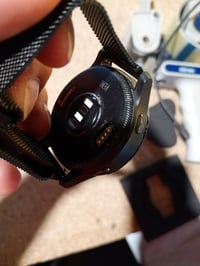 Inteligentné hodinky Garmin Venu s GPS a AMOLED dotykovým displejom, bridlicovo-sivá/strieborná, vodotesné, snímač tepovej frekvencie, prehrávač hudby, bezkontaktné platby – repasované 4