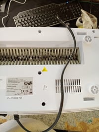 Uništavač dokumenata Leitz IQ Home Office S P4, 9-8 listova, 15 L — neispravan, za dijelove: ne pokreće oštrice (stanje: vidi 2. sliku) 4