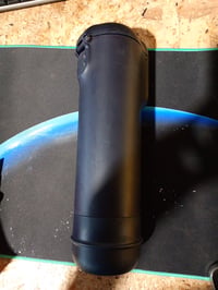 Tlaková nádoba na tenisové loptičky Bounce Tube so zabudovanou pumpou, na 4 loptičky, čierna, vyrobené vo Francúzsku 2