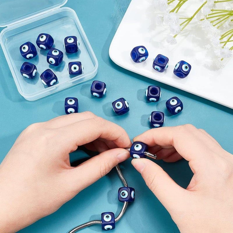 Királykék Ördögszem Gyantakocka Ékszerkészítőknek - 20 db