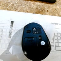 Bezdrôtová súprava klávesnice a myši JOYACCESS, 2,4 GHz, ultra tenká — menšie známky opotrebovania na spodnej časti myši (stav: pozri 2. obrázok) 5
