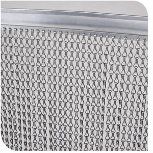 Perdea anti-insecte din lanț de aluminiu CHAWNIAO pentru ușă 90x200 cm — defectă, pentru piese: Bara de susținere a perdelei este îndoită (stare: vezi imaginea nr. 2)