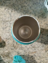 Detská nerezová fľaša ion8 400 ml Petrol, otváranie jednou rukou, nepriepustná, vyklápacie viečko — škvrna vo vnútri (stav: viď 2. obrázok) 3