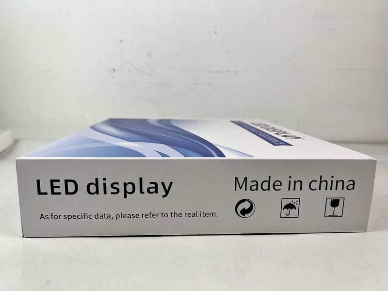 Prechen 10,1" Hordozható HD Monitor HDMI/VGA/AV/BNC - Beépített Hangszóróval