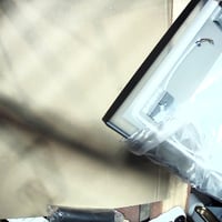 ChillCruiser LED kúpeľňové zrkadlo s čiernym hliníkovým rámom, 60x100 cm, štvorcové, tvrdené — preliačina na kovovom ráme (stav: pozri 2. obrázok) 4