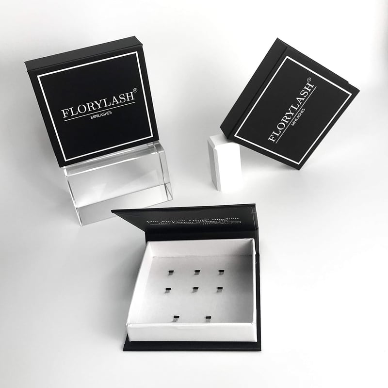 FLORYLASH® Minilashes - 8 db Kicsi Mágneses Pótszempilla 2-3 Mágnessel, Eyeliner Nélkül