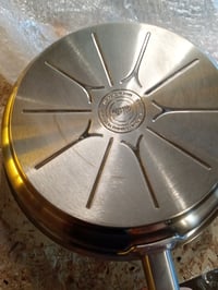 Tigaie Fissler Original-Profi Collection din oțel inoxidabil, 28 cm, fără strat antiaderent — suprafață zgâriată și pătată (stare: vezi a doua fotografie) 3