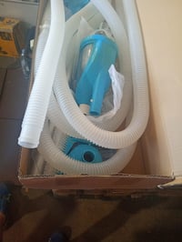Intex Deluxe Pool Maintenance Kit 28003 medencetisztító készlet 5 részes, porszívófejjel, kefével és tömlővel, használt állapot 2