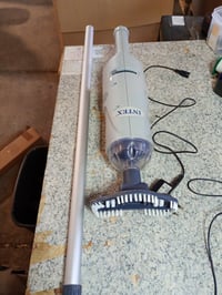 Aspirator subacvatic manual cu acumulator Intex, gri, reîncărcabil, cu tijă telescopică, portabil, utilizat 3