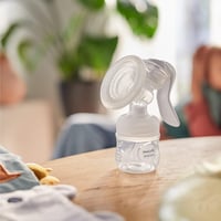 Philips Avent SCF430/01 Kézi Mellszívó - Természetes Mozgás Technológiával - Átlátszó, BPA-mentes, Könnyű, Hordozható 5