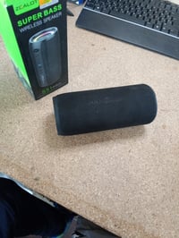 Bluetooth reproduktor ZEALOT S51Pro 40W, IPX6 vodeodolný, RGB LED, čierny – chybný, na súčiastky: nezapína sa (stav: pozri 2. obrázok) 2