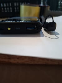 INIU Mini Power Bank 10000 mAh, 45W gyors töltéssel, beépített USB-C — Karcos illetve a az egyik port törött (állapot: lásd a 2. képet) 4