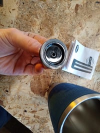Cană termos Emsa Travel Mug Classic 0,36 L albastră, izolație cu perete dublu în vid, băut la 360°, Soft-Touch — testată (stare: vezi a 2-a imagine) 4