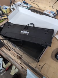 Tastatură de gaming mecanică Sharkoon Skiller SGK20, Huano Red — defectă, pentru piese: nu răspunde la comenzi (stare: vezi a 2-a imagine) 4
