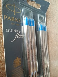 Rezervă pentru pix Parker Quinkflow – Cerneală albastră — defecte, funcționează parțial: 2 rezerve presate (stare: vezi a 2-a imagine) 3