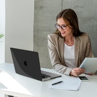 MacBook Pro 16" 2023/2021 ultravékony védőtok + billentyűzetvédő, kristályfekete - TECOOL 7