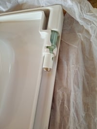 WC sedadlo s poklopom Ideal Standard Blend Curve T376001, Softclose, biela — chybné, čiastočne funkčné: zlomené pánty (stav: pozri 2. obrázok) 3