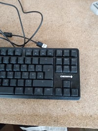 CHERRY G80-3000N RGB TKL Mechanikus Gaming Billentyűzet MX Silent — hibás, részben működik: nem működő világítás (állapot: lásd a 2. képet) 2
