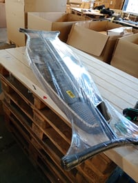 Žehliaca doska Brabantia Titan Oval D 135x45 cm, teplovzdorná — Poťah na spodnej strane dosky je roztrhnutý (stav: viď 2. obrázok) 2