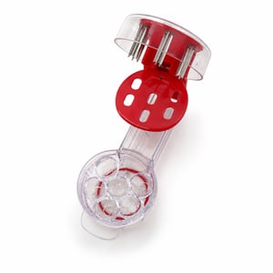 Aparat de scos sâmburi JTMM utilizat, cu 6 compartimente, pentru cireșe și vișine, roșu, 20,3 x 10,8 cm – stare conform fotografiilor