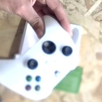 Bezdrôtový ovládač Xbox vo farbe Robot White, Xbox Series X — Produkt vykazuje známky používania v podobe škrabancov a opotrebenia (stav: pozri 2. obrázok) 2
