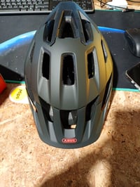 Cyklistická prilba na horský bicykel ABUS Moventor 2.0 MIPS, veľkosť S (51 – 55 cm), sivá, All-Mountain, pánska a dámska 2