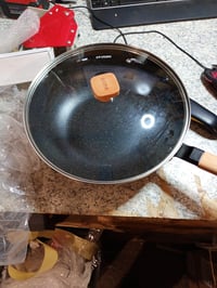 BEZIA indukcijska wok tava sa staklenim poklopcem, 30 cm, neprianjajući granitni premaz, drvena ručka, ravno dno, za sve vrste štednjaka 3