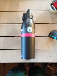 Termoska SIGG Shield Therm One čierna 1,5 l z nehrdzavejúcej ocele na sýtené nápoje, bez BPA, vhodná do umývačky riadu 2