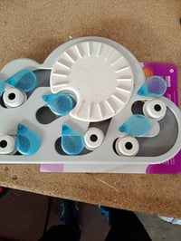 Jucărie interactivă pentru inteligență și gustări Catstages Nina Ottosson Rainy Day Puzzle and Play pentru pisici - utilizat (stare: vezi imaginea 2) 2