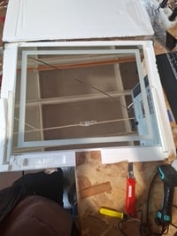 Oglindă de machiaj cu LED Hasipu, 55x45 cm, mărire 10x, 3 temperaturi de culoare — mică deteriorare în colțul stâng (stare: vezi a 2-a imagine) 2