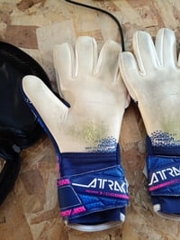 Reusch Profi kapuskesztyű férfiaknak - 2 rétegű latex grip, természetes és — bal kesztyű tenyérrészén felválás (állapot: lásd a 2. képet) 2