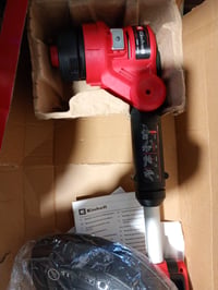 Motocoasă pe acumulator Einhell GE-CT 18/30 Li-Solo PXC 18V, lățime de tăiere 30 cm, cap pivotant la 90 de grade — roata lipsește (stare: vezi poza nr. 2) 2