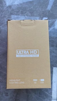 Hordozható 4K Full HD mini projektor, 180° forgatható, WiFi, 130" kijelző 10