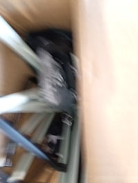 Amazon Basics Pop-up focikapu 2 db-os szett, 121 x 91 cm, hordozható edzőkapu — koszos, rozsdásodás jeleivel (állapot: lásd a 2. képet) 2