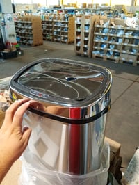 Senzorový nerezový odpadkový kôš Tower T80901, 58 l, s automatickým vekom s funkciou tichého zatvárania a manuálnym ovládaním – vyskúšaný (stav: pozri 2. obrázok) 2