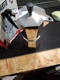 Bialetti Moka Express Kotyogós Kávéfőző, Alumínium, 9 Adagos, 420 ml, Ezüst, Tűzhelyes Eszpresszó Készítő, Használt 5
